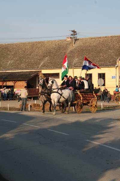 03-65.jpg